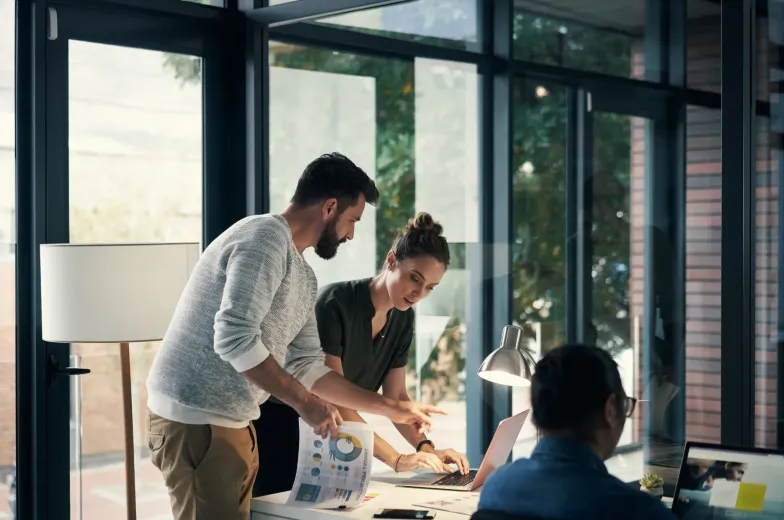 coorporate-people-on-a-meeting-6