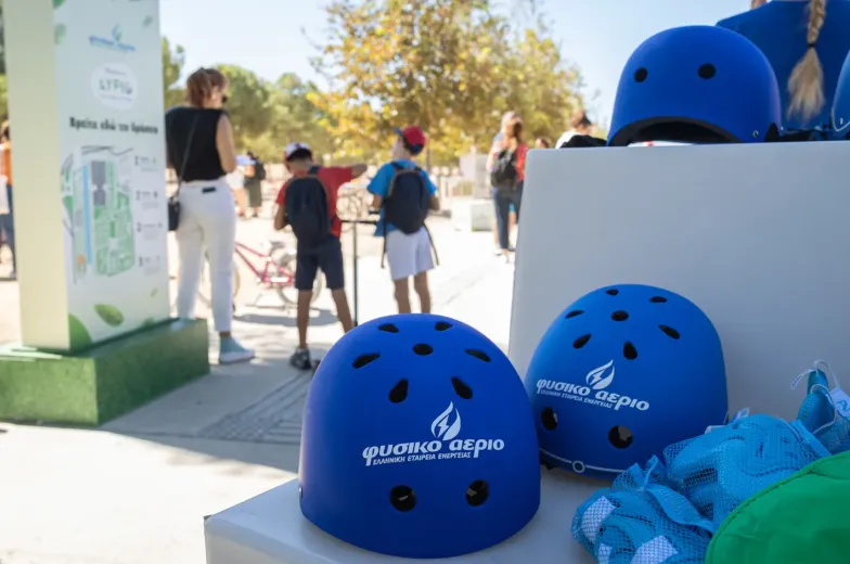 κράνη για ποδήλατα απο την δράση μας στο κέντρο πολιτισμού ίδρυμα Σταύρος Νιάρχος κατά την διάρκεια του Green Weekend